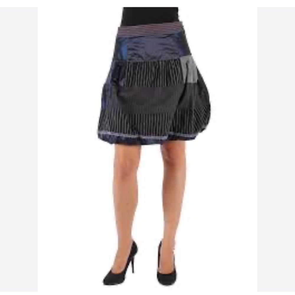 Just listed💋super fun Desigual patchwork bubble skirt
